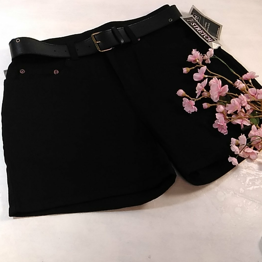 Lee shorts women's size 6M